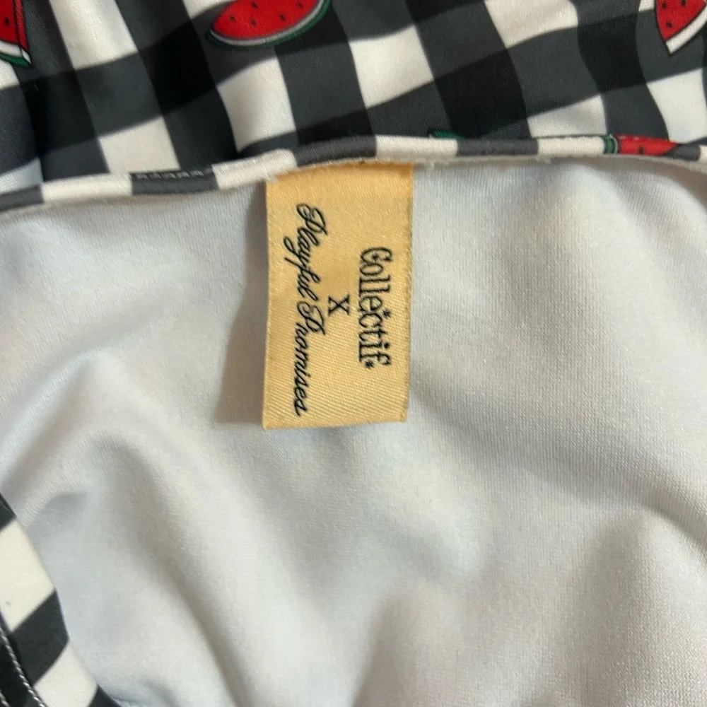 Collectif size 14 swimsuit - Picture 5 of 8